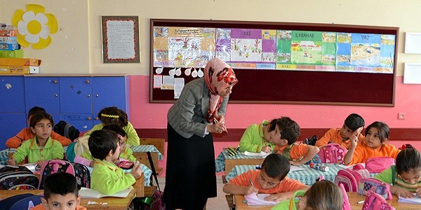 Öğretmenlik hayaline 41'inde kavuşacak