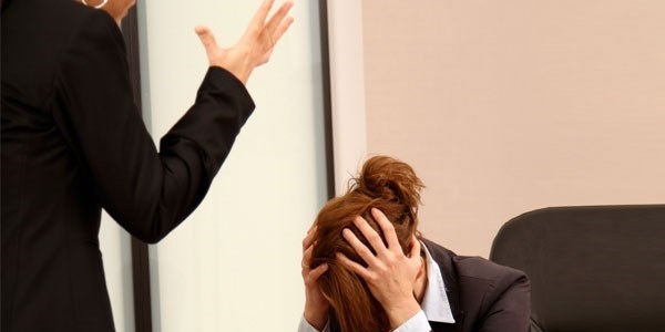 Mobbing tacizden daha fazla travmalara neden oluyor