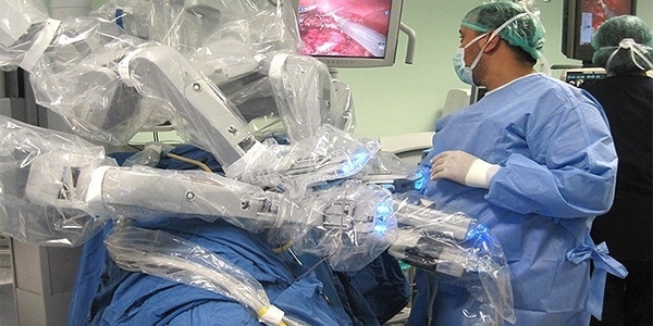 Robotik ameliyatlarda ift konsol dnemi