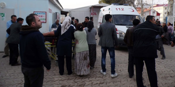 Adıyaman'da iki aile arasında kavga: 1'i polis 12 yaralı