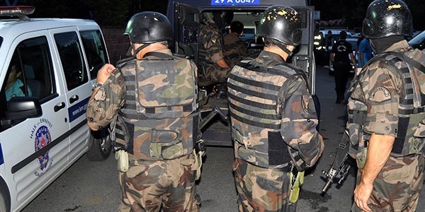 İstanbul'da operasyon: 229 gözaltı