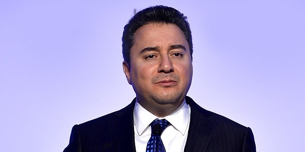 Babacan: Yatırımlar akıllı şekilde seçilmeli