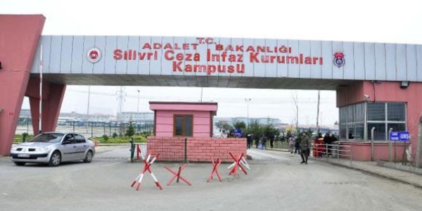 CHP'liler, Silivri Cezaevi'ni ziyaret etti