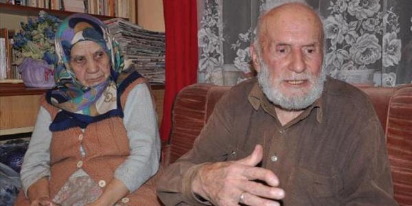 89 yaşında, 55 yıldır uyumuyor