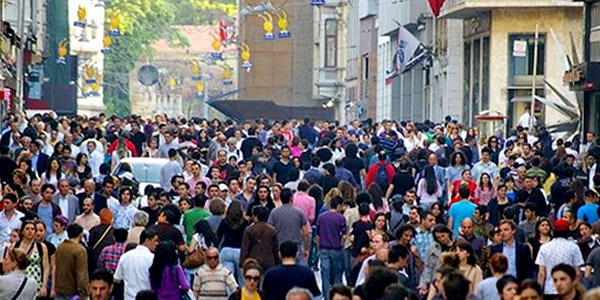 İstanbul'da hangi ilden kaç kişi yaşıyor?