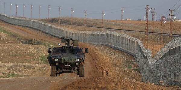 Sınırda 'askeri yasak bölge' ilan edildi