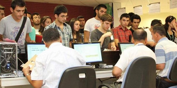 Burs taahhütnamesi için öğrencilere ek süre