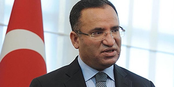 Bozdağ: Eyleme alnı açık başı dik de gidebilirler