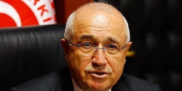 Çiçek'ten Özgecan'ın ailesine başsağlı