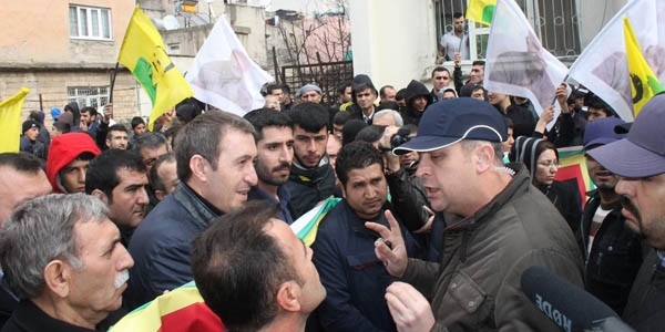 Belediye Bakan ile Polis Amiri arasnda kandil polemii