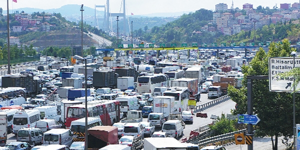 İstanbullu durduğu yerde 2.3 milyon lira harcıyor