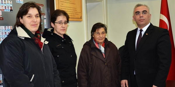 Polisin dikkati sayesinde dolandırıcılardan kurtuldu