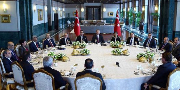 Akademisyenler Cumhurbaşkanlığı Sofrası'nda ağırlandı