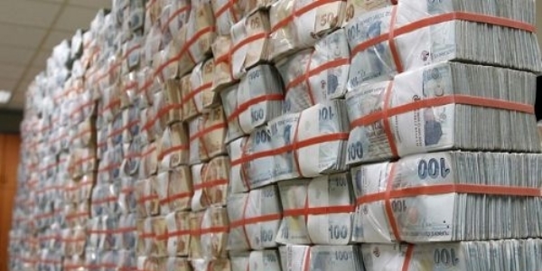 Merkezi yönetim brüt borç stoku 621,2 milyar lira