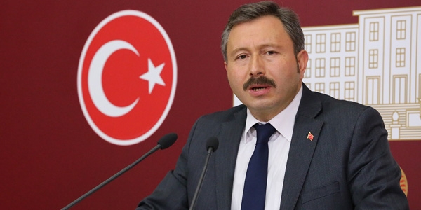 DGP Genel Başkanı Bal'ın partinin içini boşalttığı iddiası