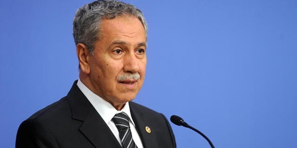 Arınç: Önceliğimiz yeni Anayasadır