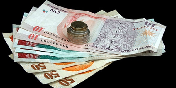 Maaş programını hazırlayıp 6 milyon lira çaldı