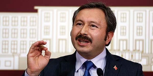 DGP'nin 60 il başkanı istifa etti