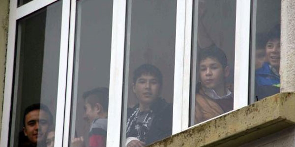 Meslek lisesinde patlama: 7 öğrenci yaralı