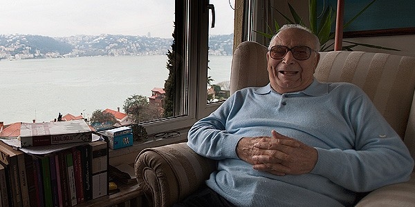 Yaşar Kemal son yolculuğuna uğurlandı