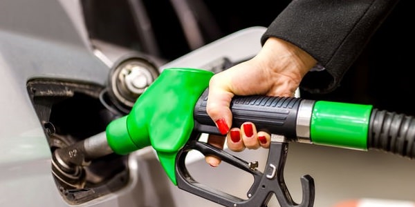 Benzine büyük zam. İşte il il yeni fiyatlar