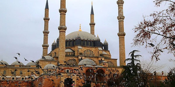 Selimiye Camisi'nin kaplar hi kapanmayacak