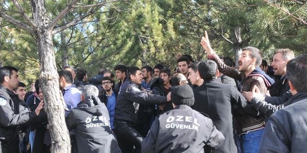 CÜ'de öğrenci kavgası