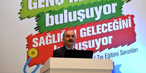 Tıp öğrencilerin önerileri kitapçığa dönüşecek