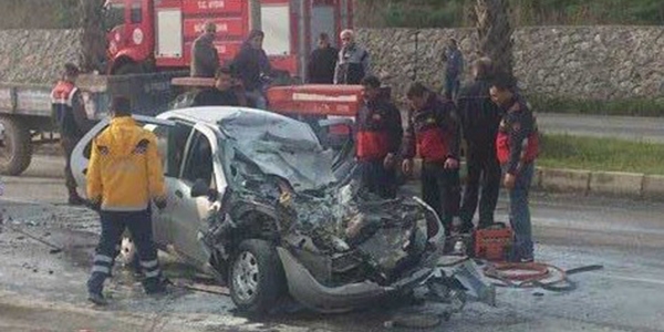 Doktor trafik kazası kurbanı oldu