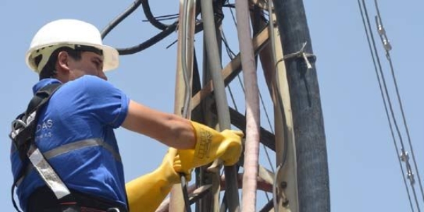 �stanbul'un 10 il�esi'nde elektrik kesintisi