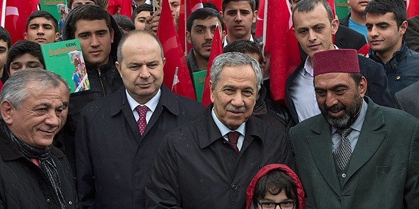 'Genlerimizin Mehmet Akif rneine ihtiyalar var'