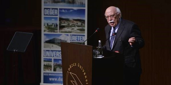Okullara bir kadın yönetici genelgesini iptal ettim
