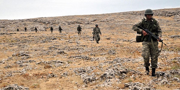 Bingöl'de askere ateş açıldı: 1 uzman çavuş yaralı
