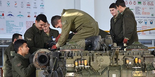 'Savunma sanayi yerli motorla çağ atlayacak'