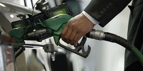 Benzine 9 kuruş indirim yapıldı