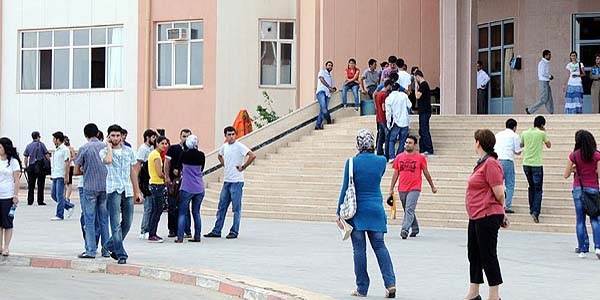 Üniversite sonuçlarında taban puanlar düşebilir