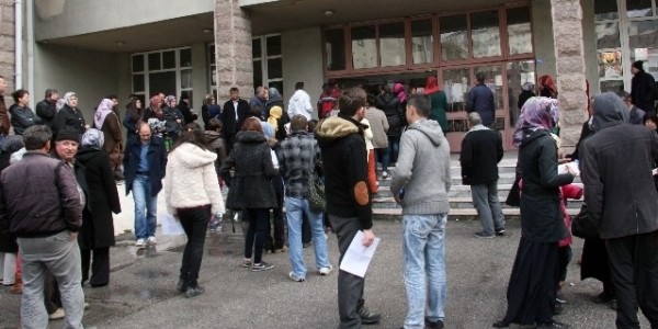Kitapçık yırtana 2 yıl sınavdan men!