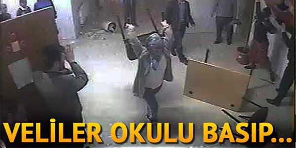 Kadınlar okul basıp ortalığı savaş alanına çevirdi / Video