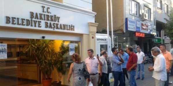 Bakırköy Belediyesi'nde grev kararı