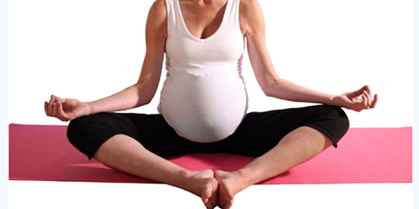Yoga ile kolay ve daha kısa sürede doğum