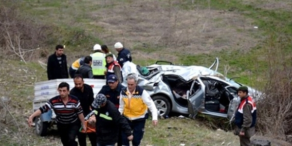 �ank�r�'da kaza: 2 �l�, 2 yaral�