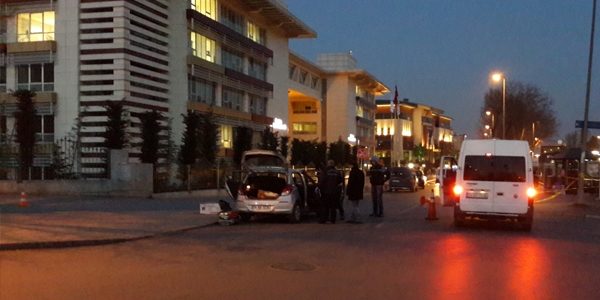 Pompalı tüfekle emniyete girmeye çalıştı