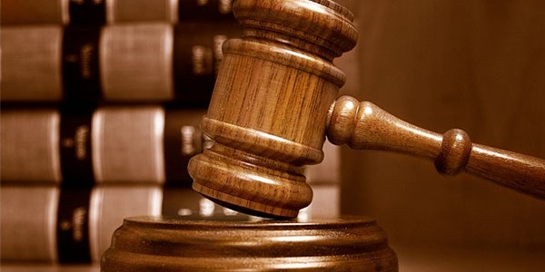 Doktora sözlü hakarette bulunan hükümlüye 10 ay hapis