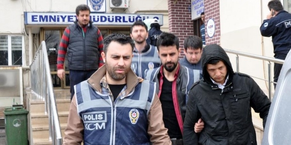 KPSS şüphelileri: Kendimizi yakarız, Gülen'i yakmayız