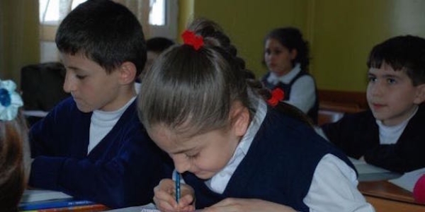 İlk ve ortaöğretim bursları 10 yılda 10 katına çıktı