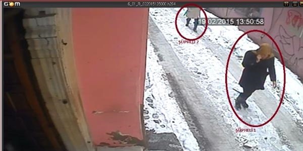 Sahte başkomiser kadını, şalı ele verdi