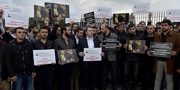 Doğan Holding önünde protesto
