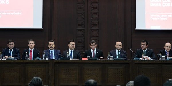 Davutoğlu'ndan üç dönem kuralı yanıtı
