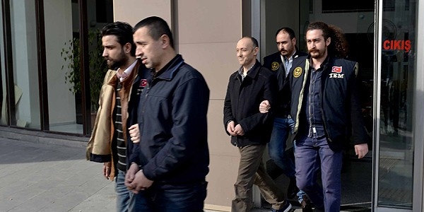 'Böcekçi' polisler Adliye'de