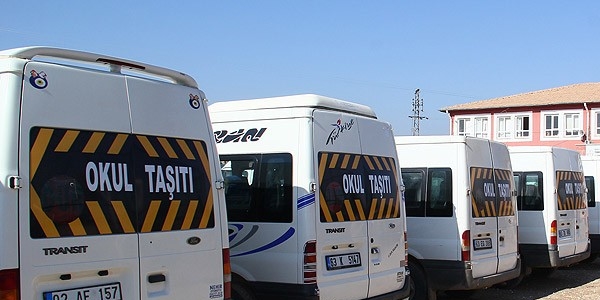 S�r�c� kurslar�nda servis �of�rleri i�in e�itim d���n�l�yor